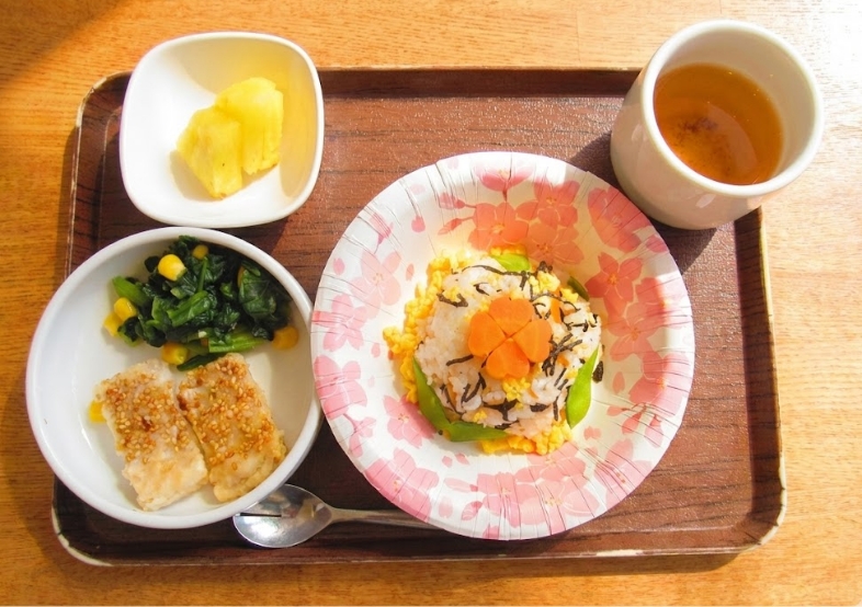 食を知り、食文化を学ぶ