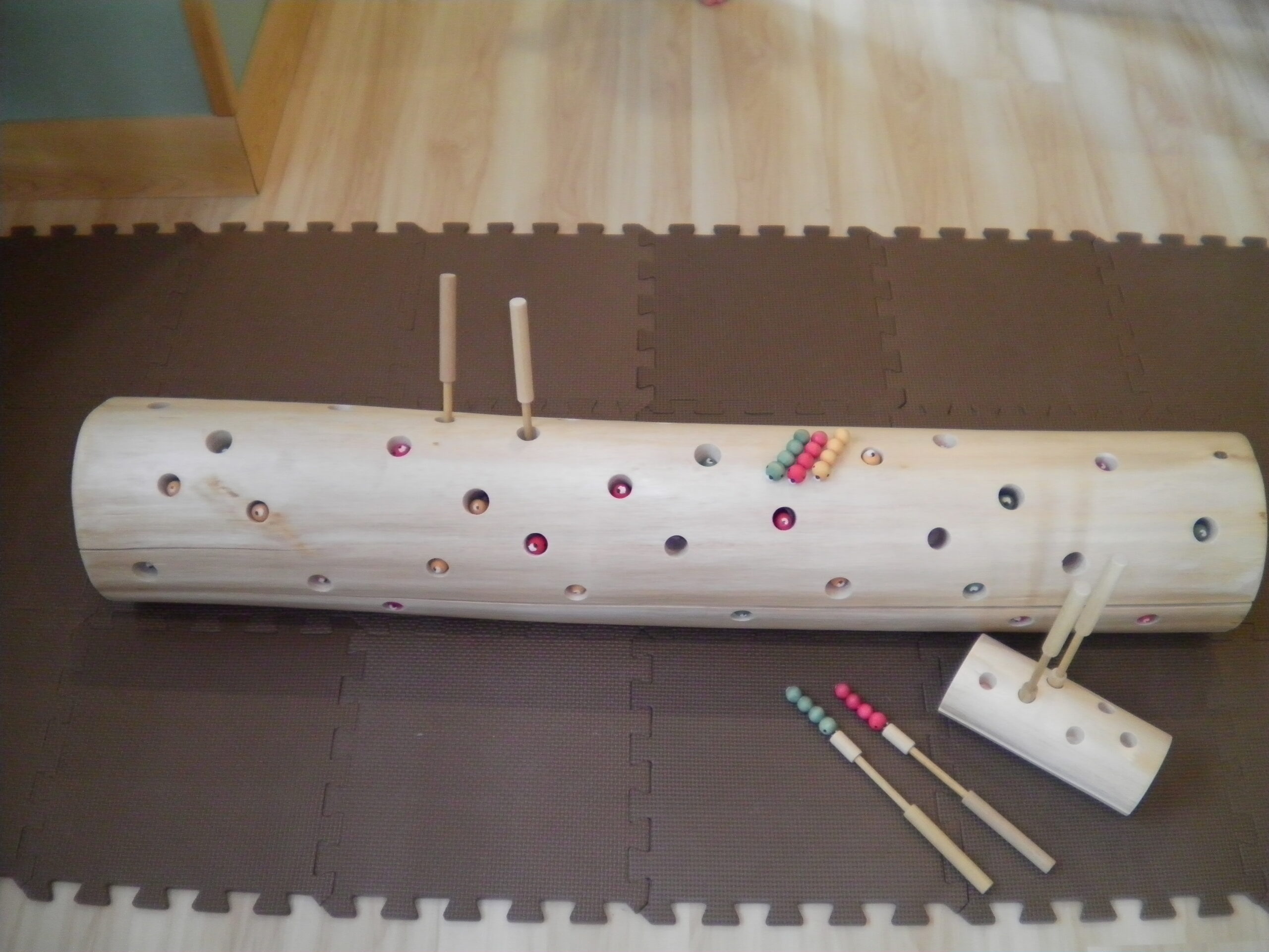 南の沢保育園　新しいおもちゃがきたよ😄