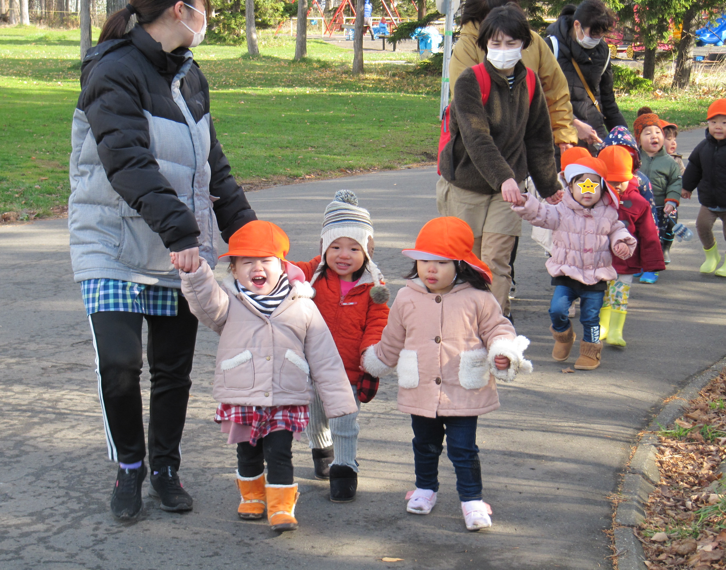 屯田園　くり組(１歳児クラス)😊みんなで百合が原公園に行ってきました‼