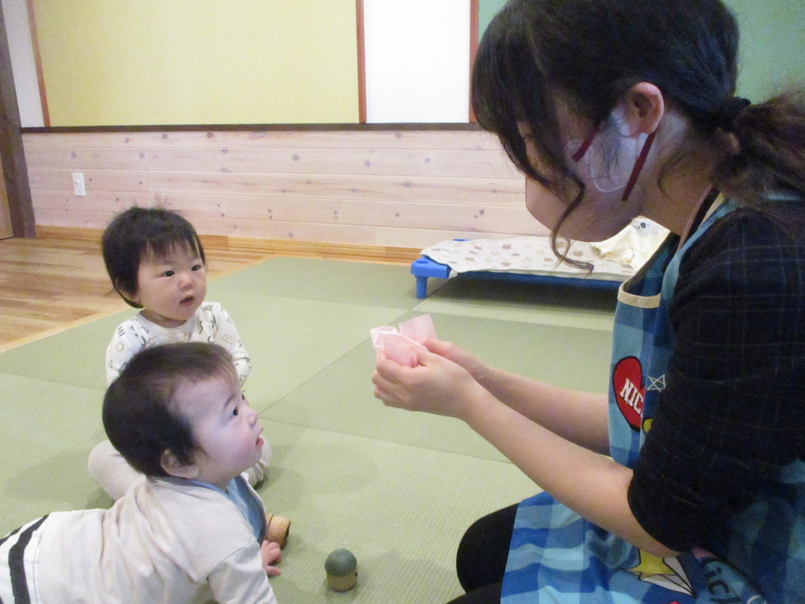 藤野園　どんぐり組　初めての制作♪