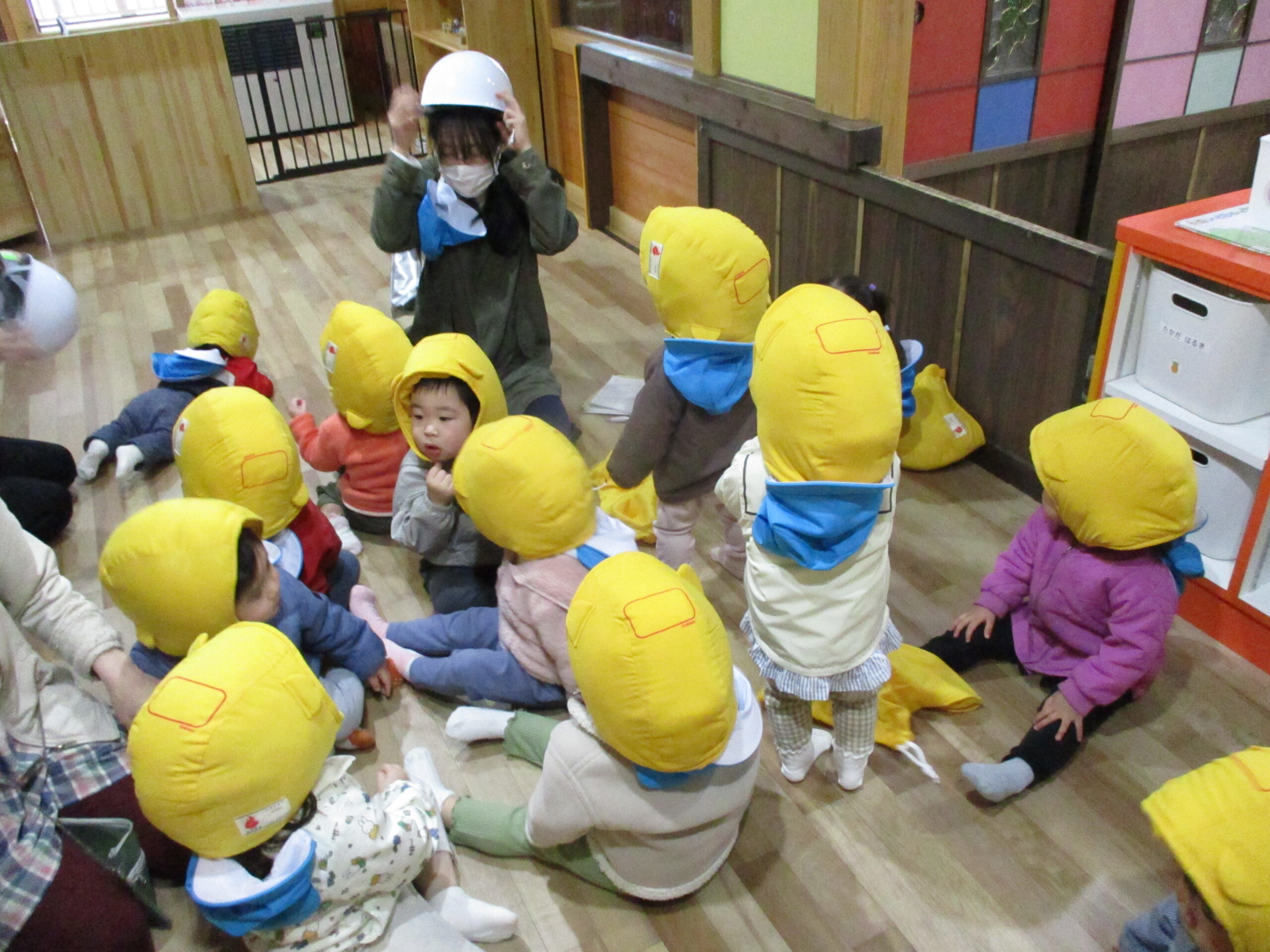 白石園　　新年度初　避難訓練