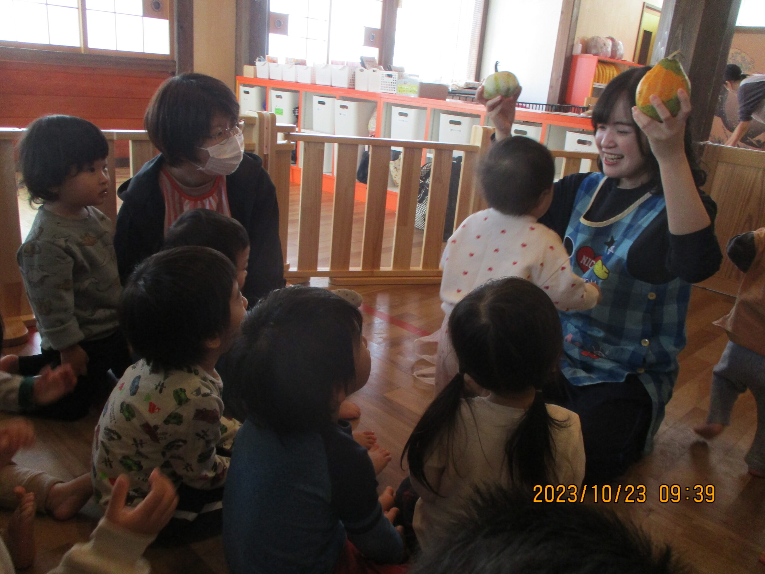 藤野園　落ち葉、い～っぱい！！