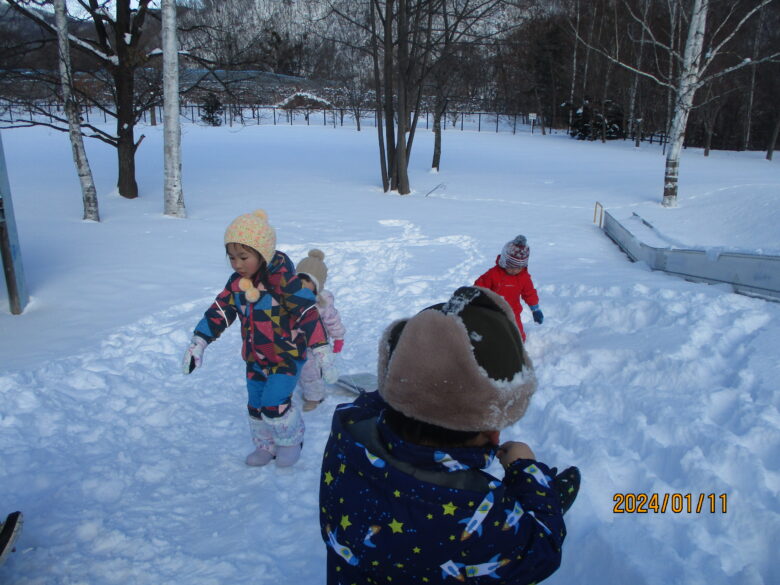 藤野園　くり組くるみ組　雪の中をたくさん、歩いたよ！