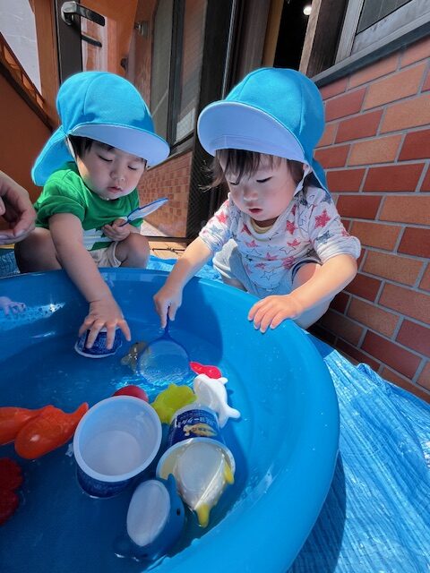 白石園　🌰くり組・どんぐり組🌰　水遊びをしたよ！