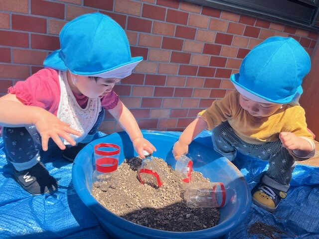 白石園　🌰くり組🌰　土遊び楽しいよ♪