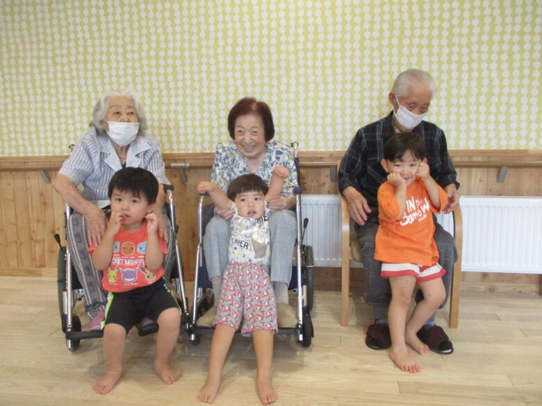 藤野園　くるみ組　風船遊び♪