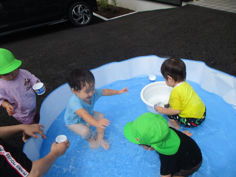 藤野園　くり組　水遊びしたよ♪