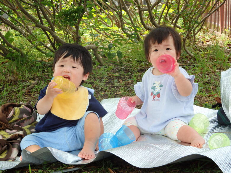 宮の森　0歳児の仲良しさん💕