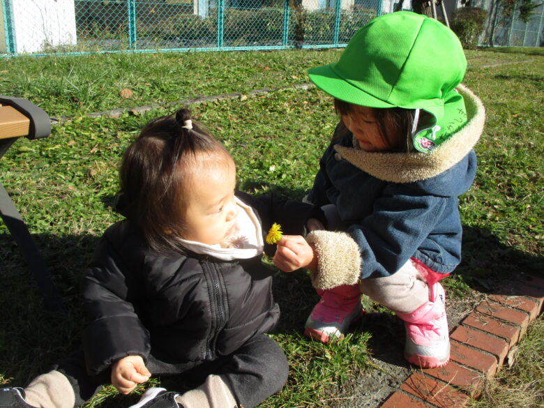 藤野園　どんぐり、くるみ組　久しぶりの滑り台♪