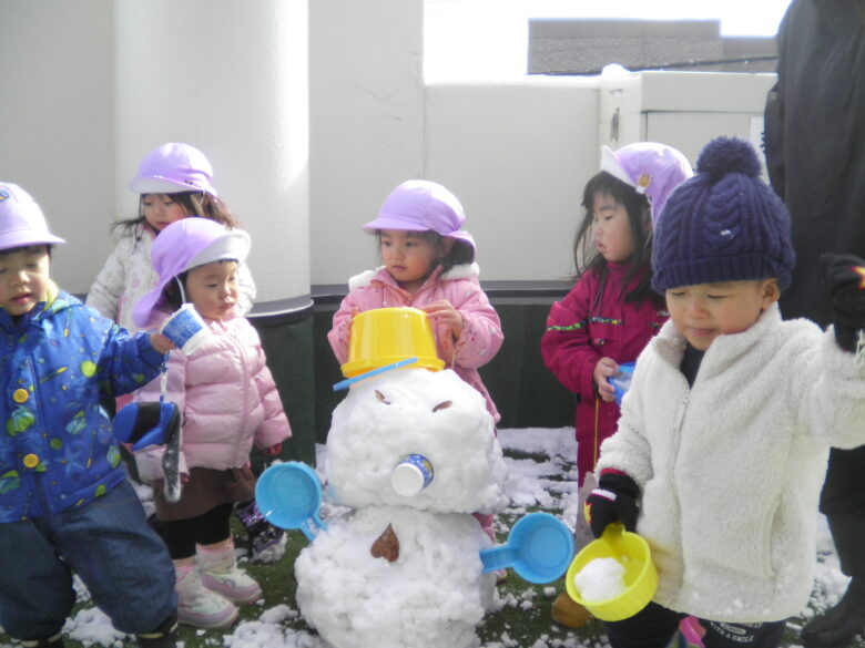 南の沢保育園　雪が降った！❄️☃️