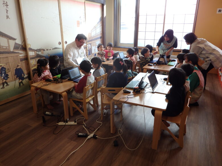 宮の森保育園　プログラミング教室💻