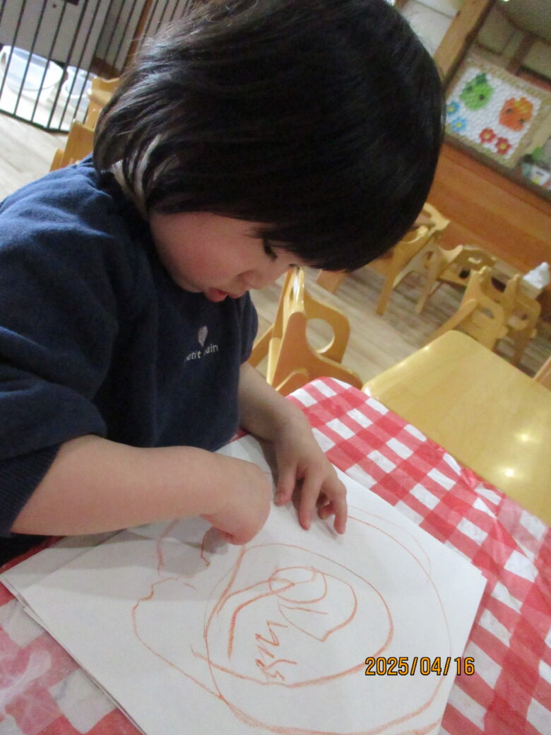 白石園　くるみ組　お絵描き＆粘土遊び🎵