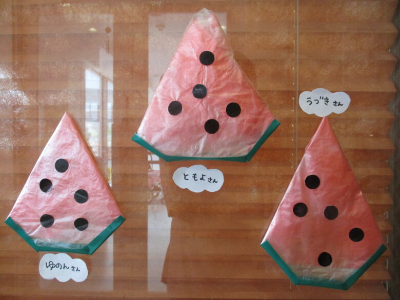 新川園　0歳児　制作風景