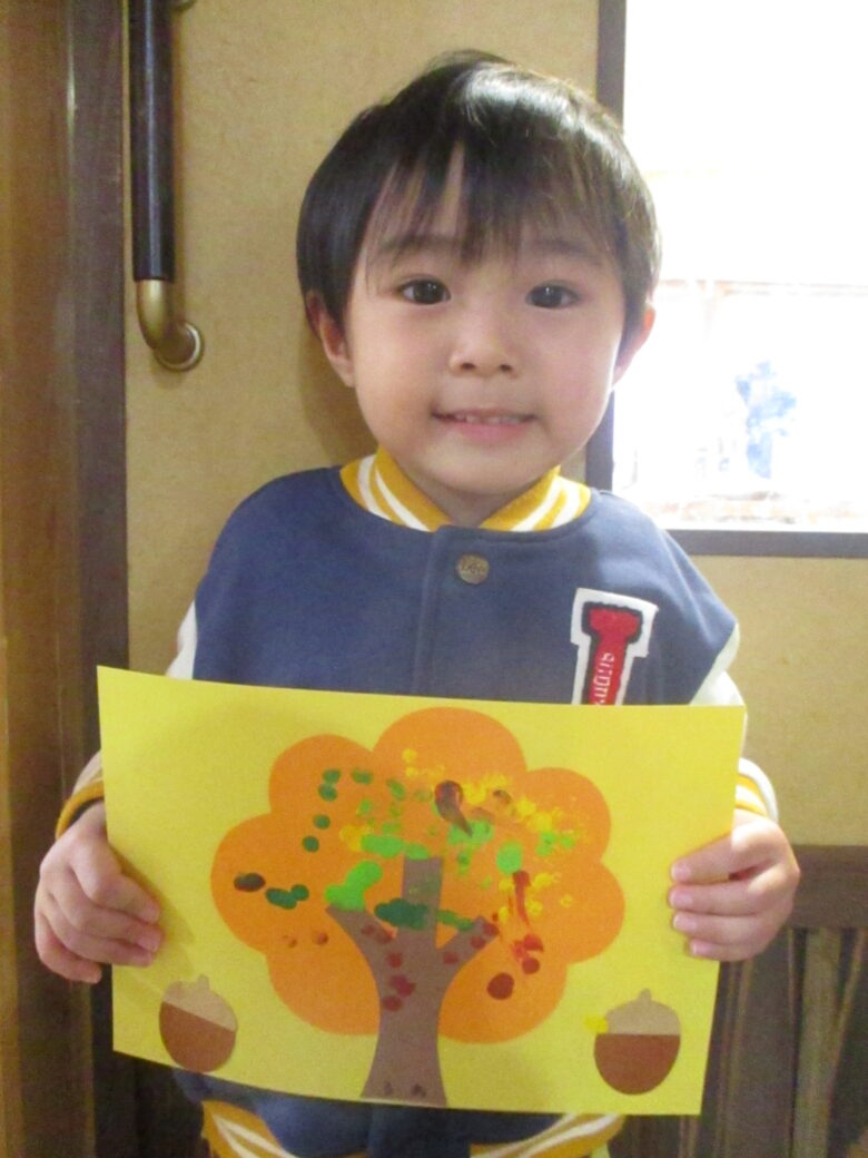 白石園　くるみ組　秋の制作🍂