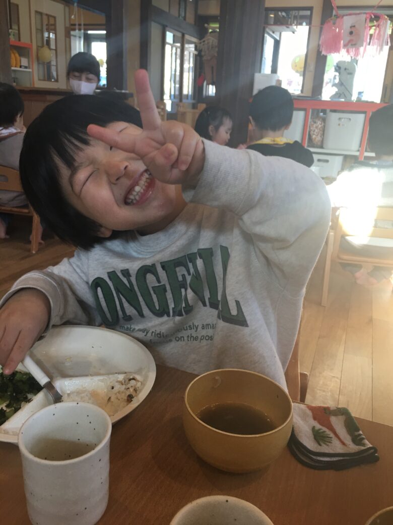 藤野園　全クラスの給食の様子