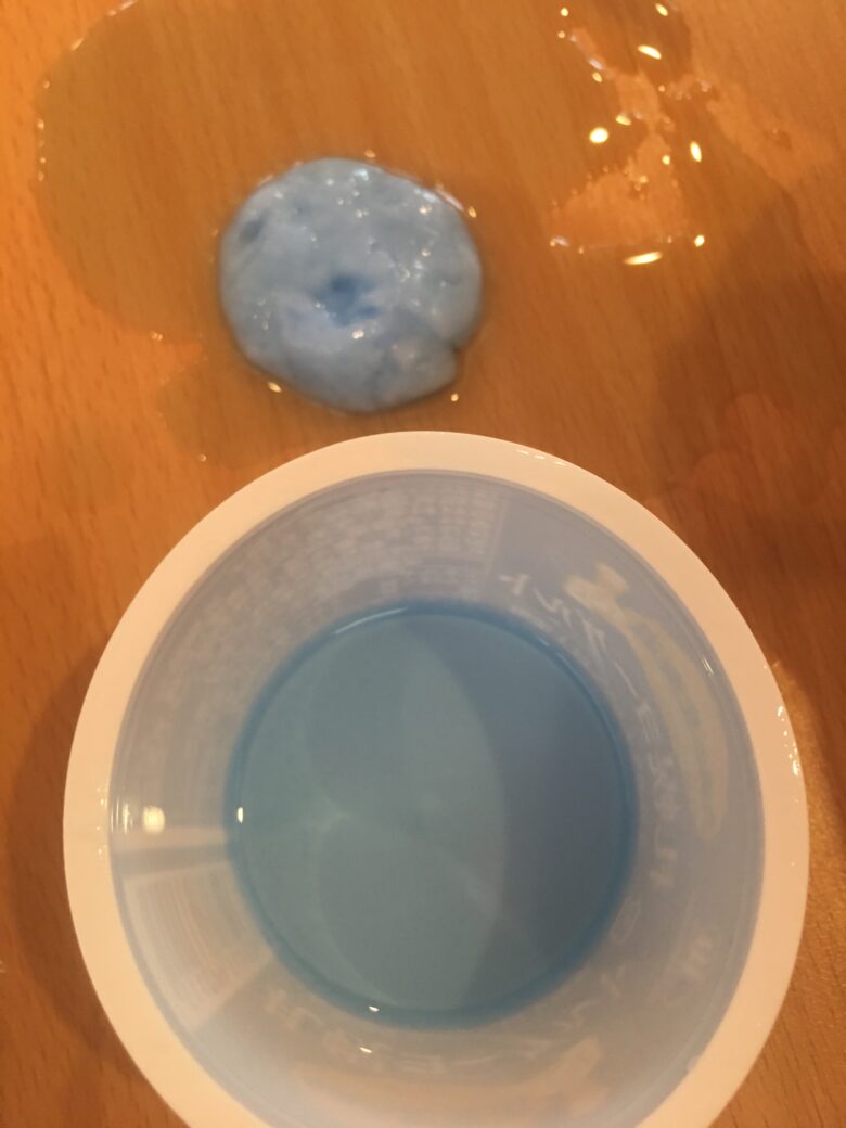 藤野園　くり＆くるみ組　　スライム遊び