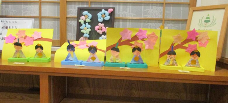 新川園　2歳児　ひな祭り🎎