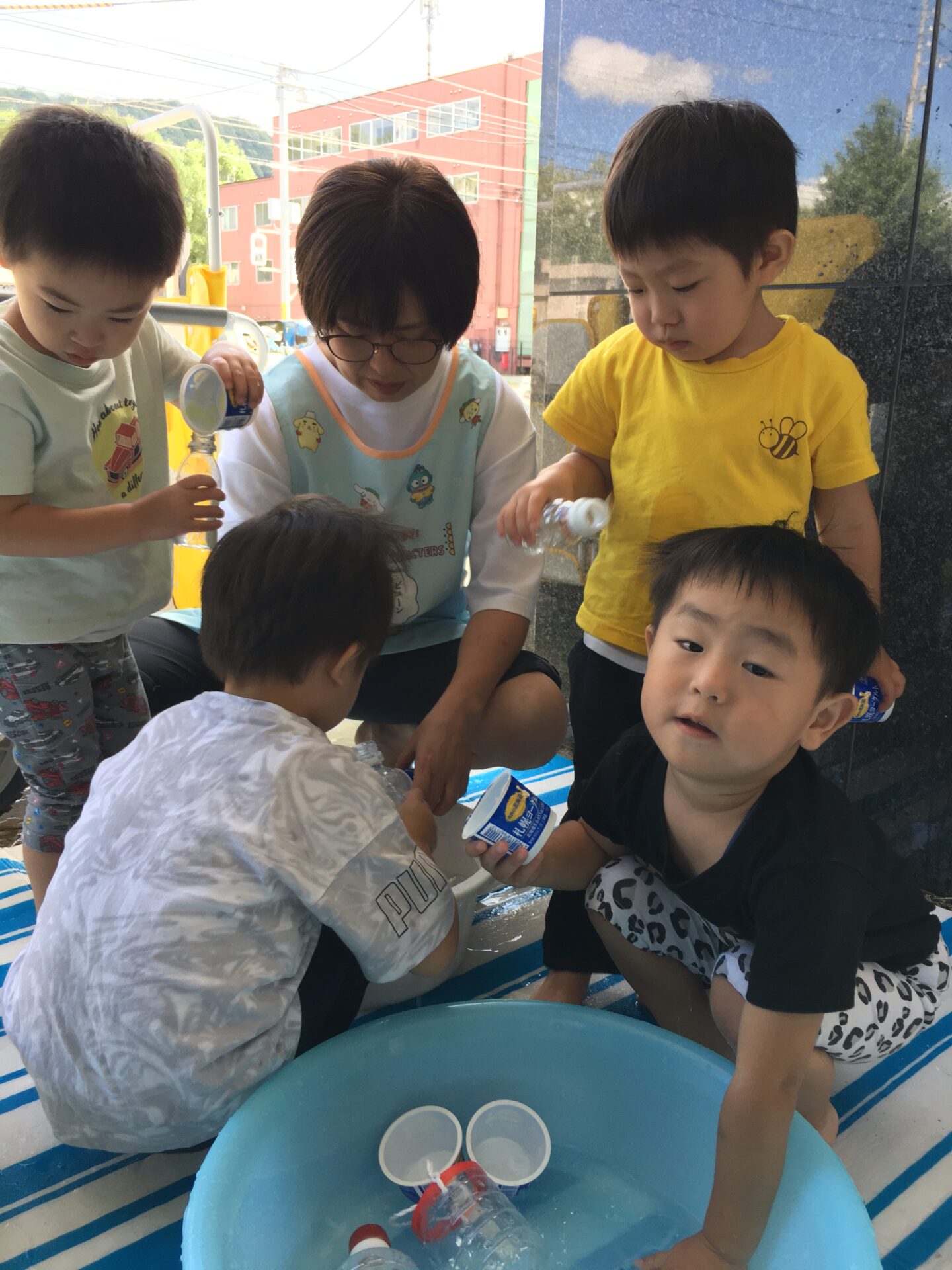 藤野園　くるみ組　水遊びをしたよ🐟