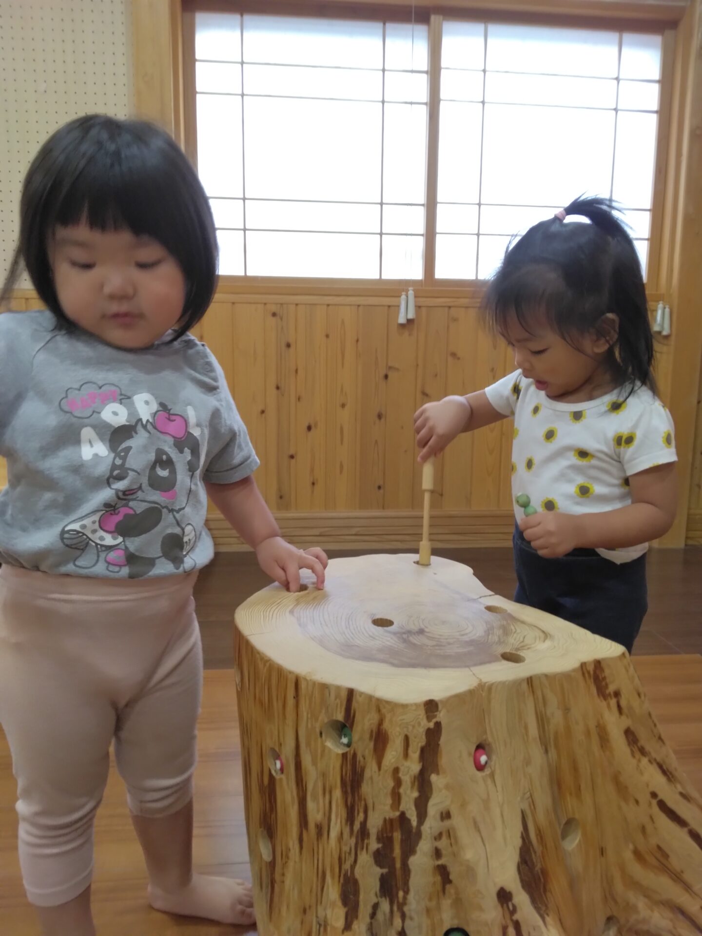 新川園　木の玩具で遊んだよ🥰